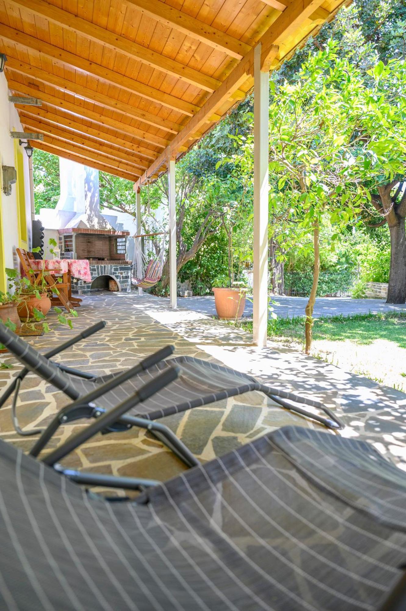 Small Villa Gerani Agios Vlasios  Bagian luar foto