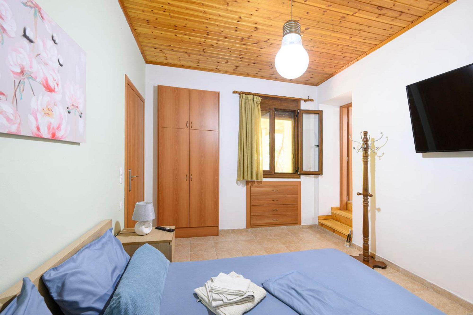Small Villa Gerani Agios Vlasios  Bagian luar foto