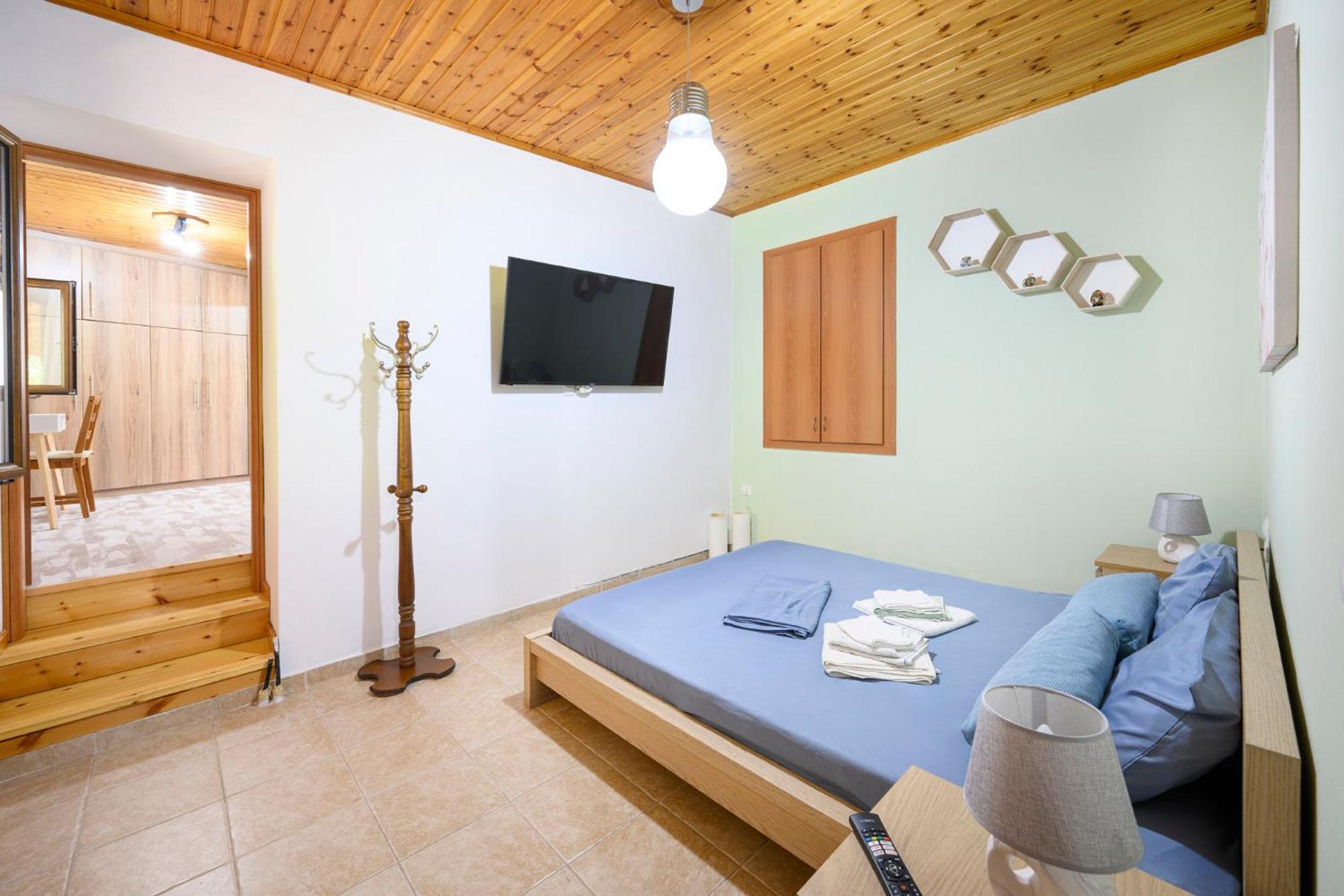 Small Villa Gerani Agios Vlasios  Bagian luar foto